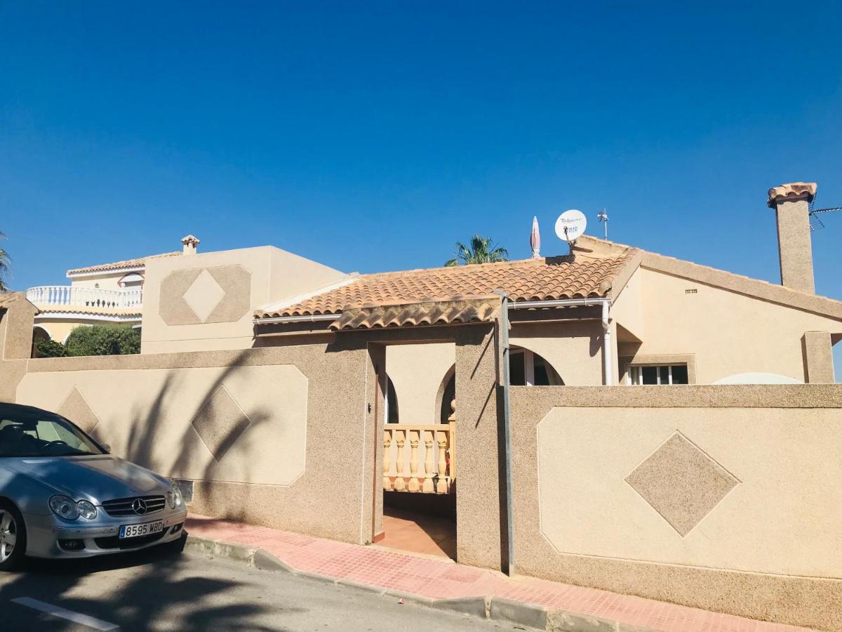 Villa With Super Swimming Pool Gran Alacant Bagian luar foto