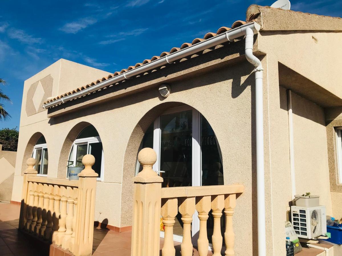 Villa With Super Swimming Pool Gran Alacant Bagian luar foto
