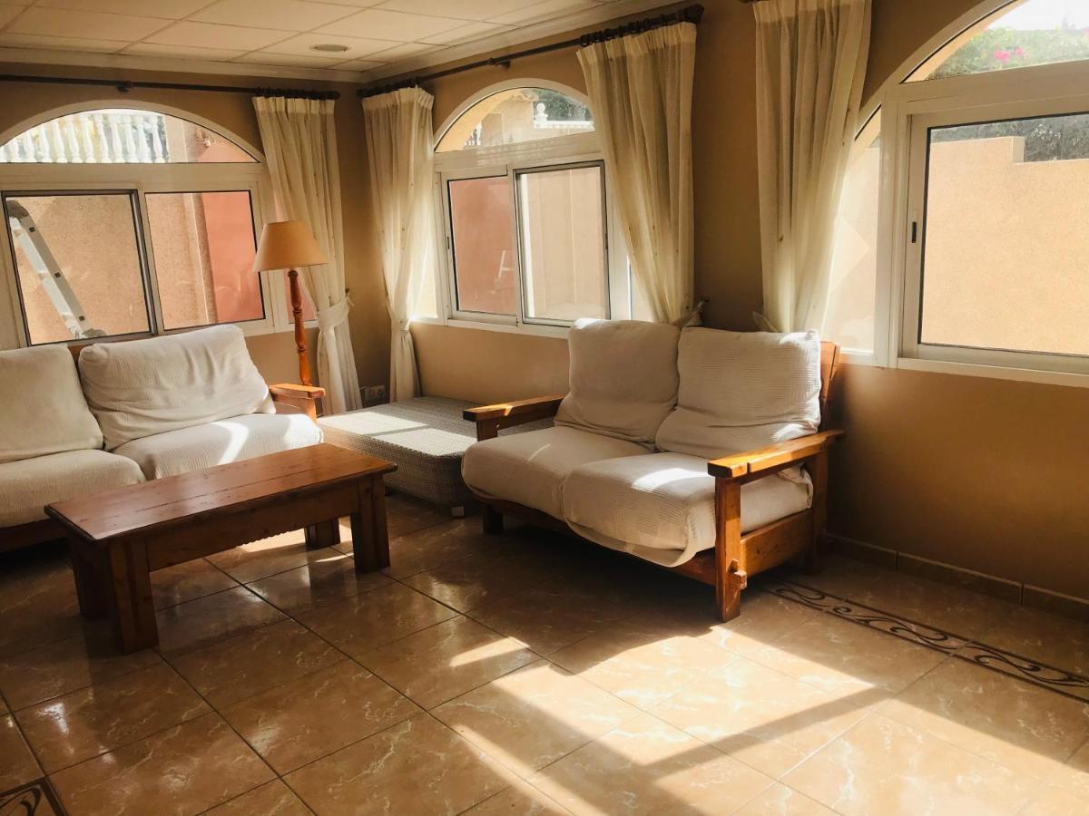 Villa With Super Swimming Pool Gran Alacant Bagian luar foto