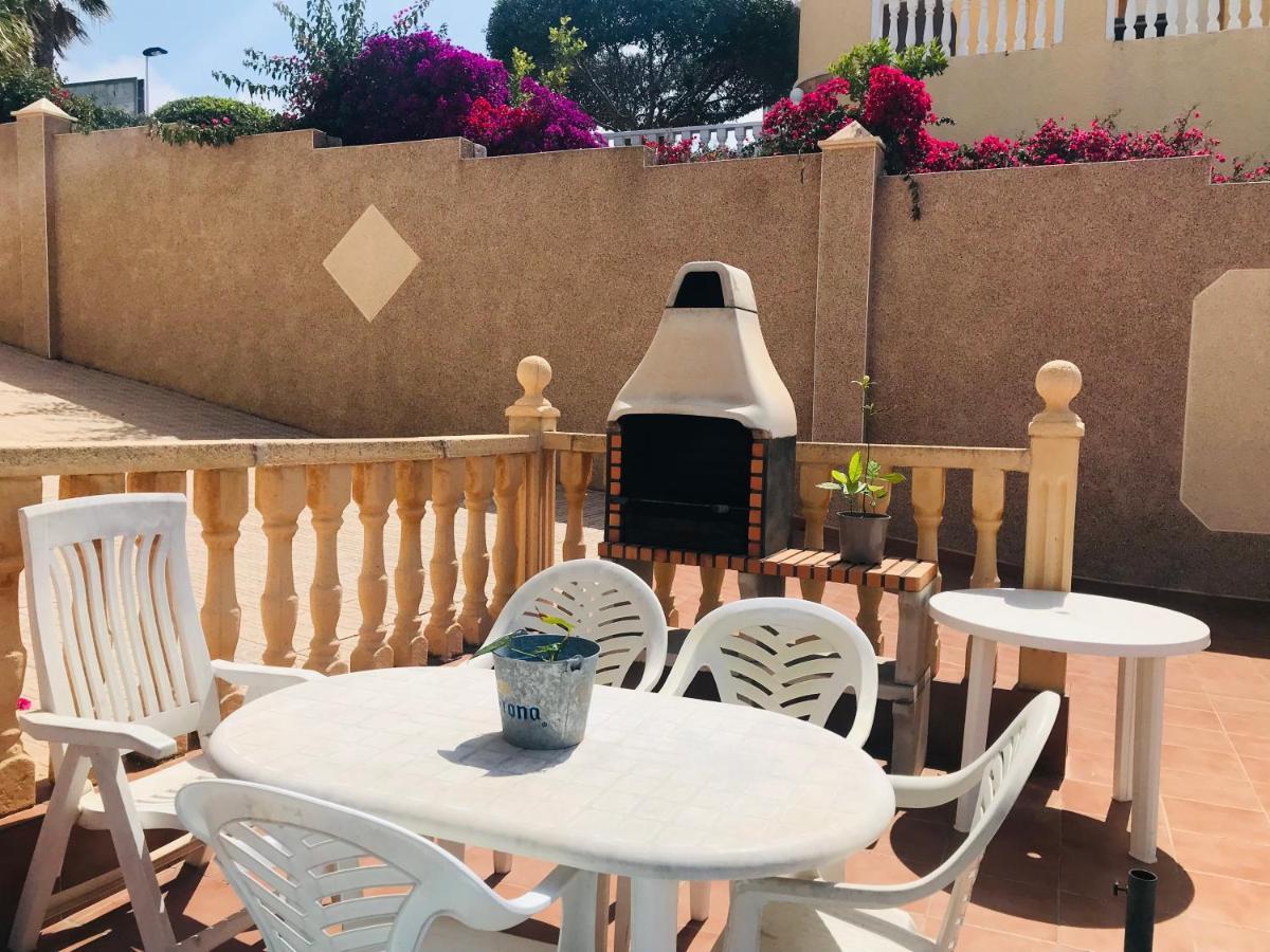 Villa With Super Swimming Pool Gran Alacant Bagian luar foto