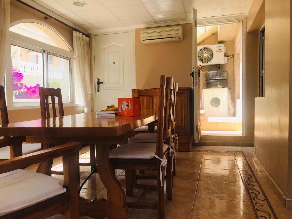 Villa With Super Swimming Pool Gran Alacant Bagian luar foto